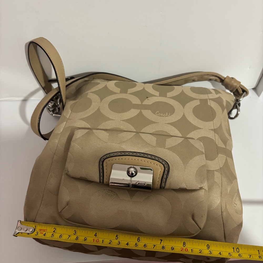 Coach Bag - Picture 8 of 9